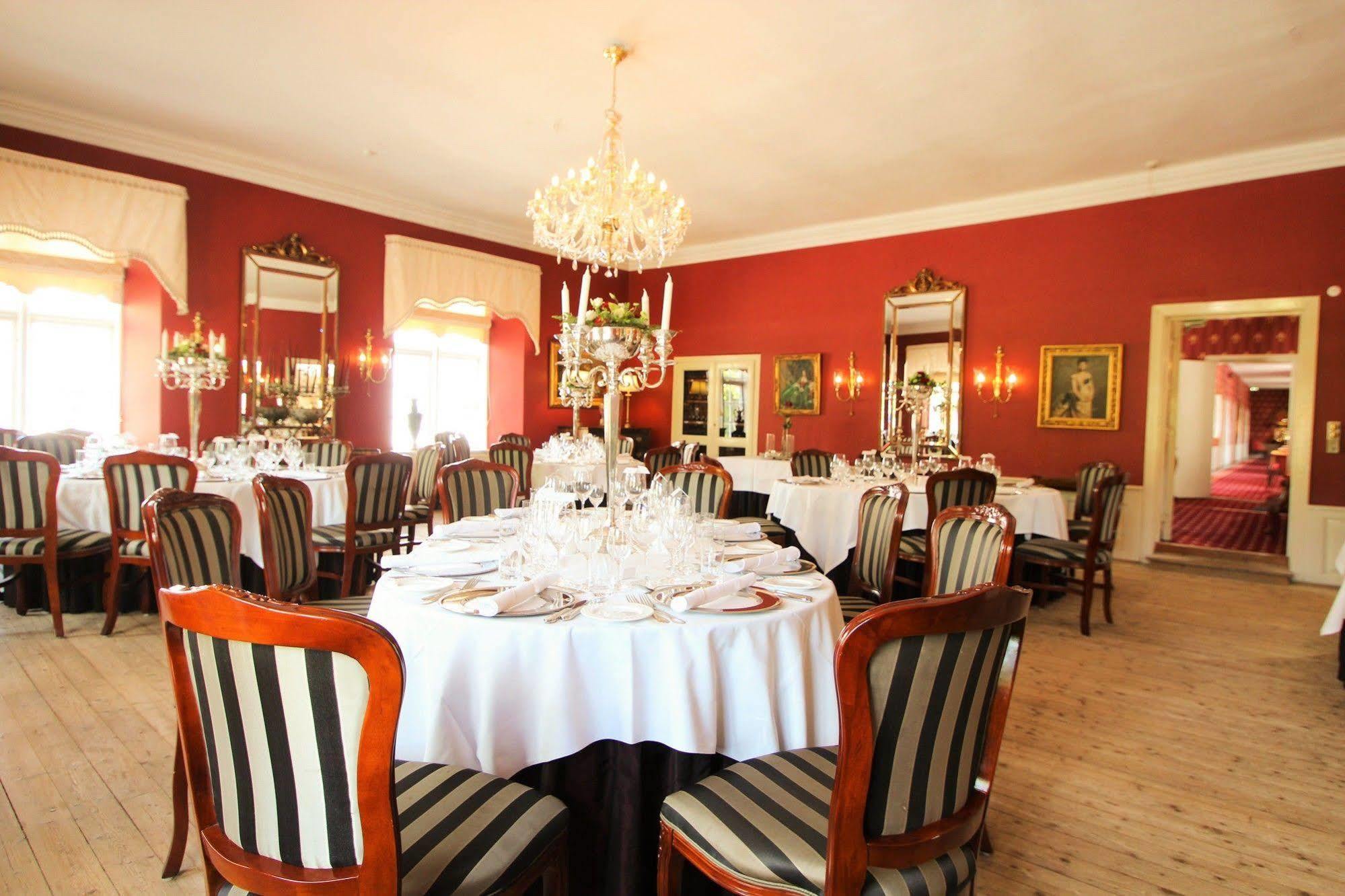 Store Restrup Manor House Экстерьер фото