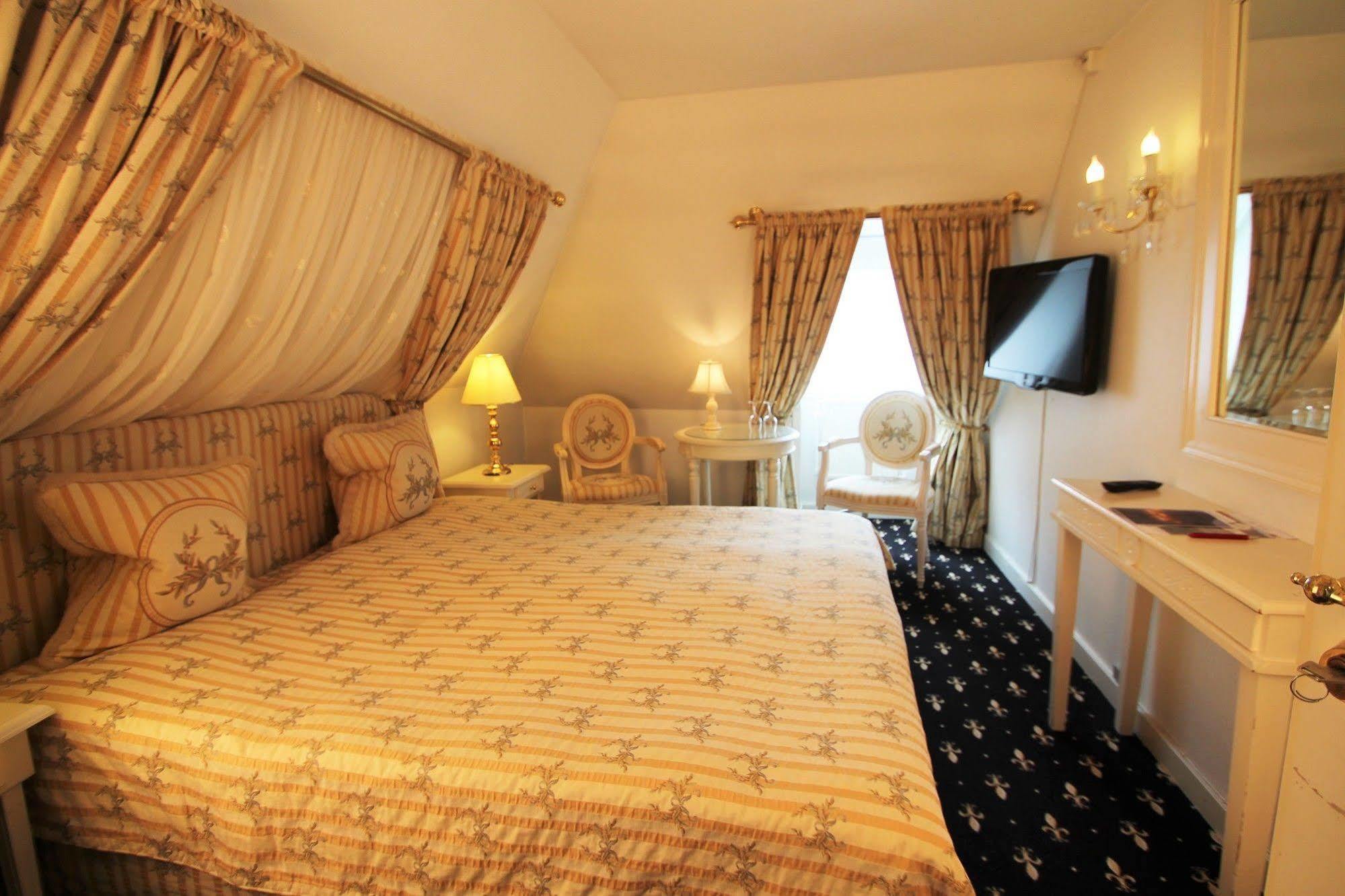 Store Restrup Manor House Экстерьер фото